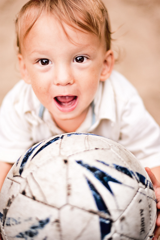 That kid's gonna be a soccer player!