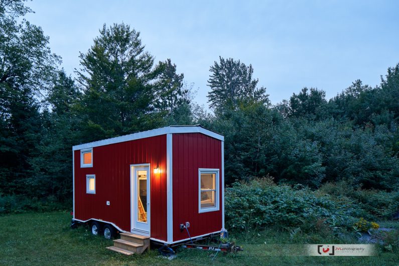 Tiny Home by Justin Van Leeuwen JVLphoto for Ottawa Magazine